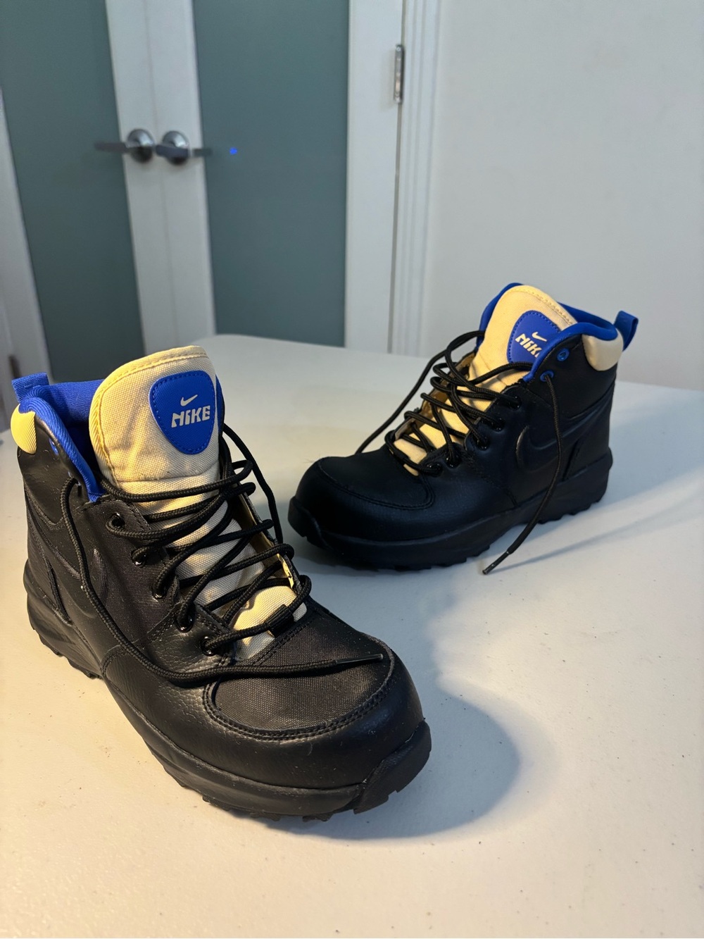Nike Manoa '17 Boots Black Game Royal BQ5372 003 Snow GS Sz 6.5y